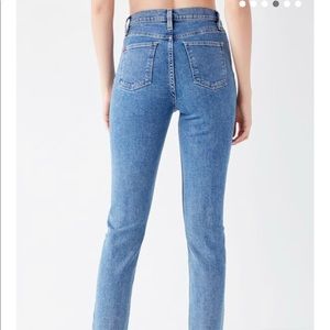NWT BDG GIRLFRIEND JEANS Reserved
